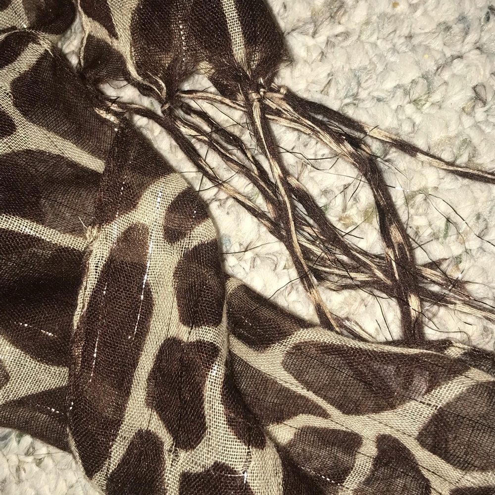 Brown and tan patterned Scarf - Picture 2 of 3